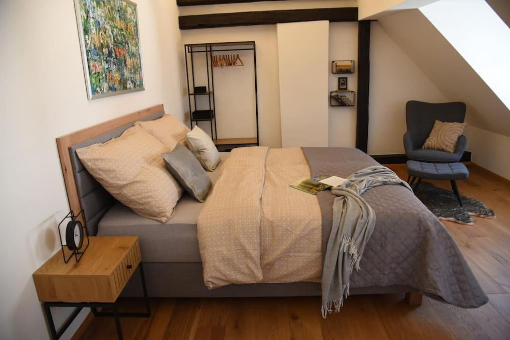 Penthouse Mit Altstadtflair Appartamento